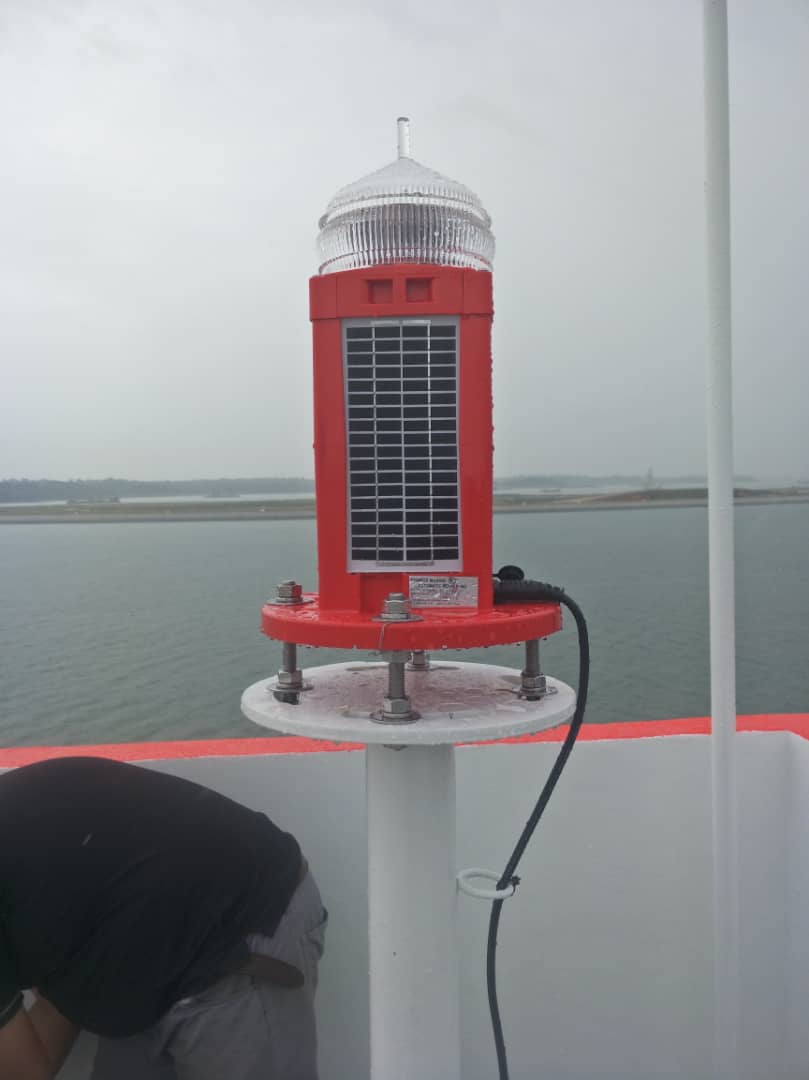 TO SUPPLY 7 UNITS OF 5NM SELF CONTAINED LANTERN AND 11 UNITS OF 1NM SELF CONTAINED LANTERN