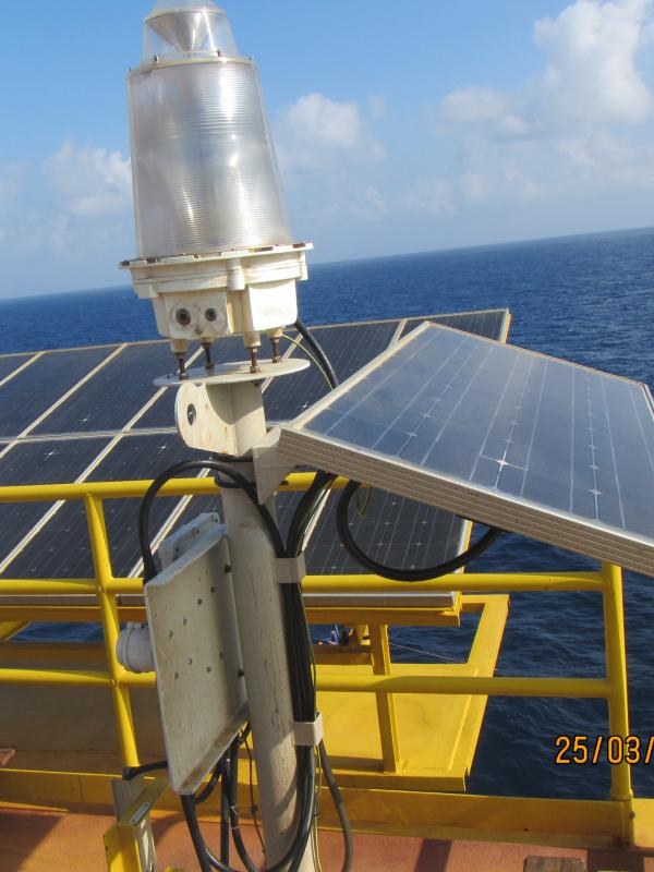 Offshore Platform Marine Lantern